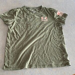 Under Armour Olive Green 'Freedom' Logo Short Sleeve Tee